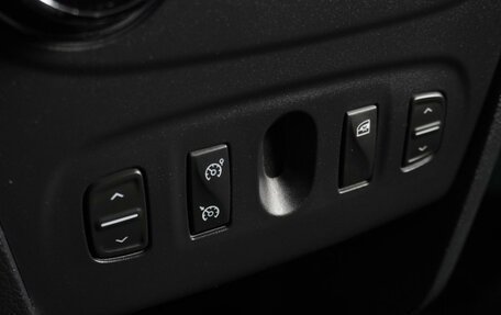 Renault Sandero II рестайлинг, 2017 год, 1 049 000 рублей, 17 фотография