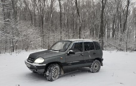 Chevrolet Niva I рестайлинг, 2005 год, 296 865 рублей, 2 фотография