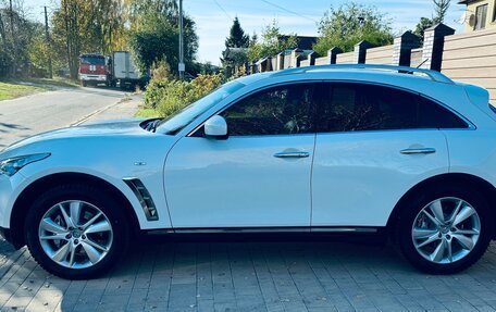 Infiniti FX II, 2012 год, 2 000 000 рублей, 3 фотография