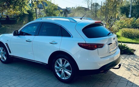 Infiniti FX II, 2012 год, 2 000 000 рублей, 4 фотография