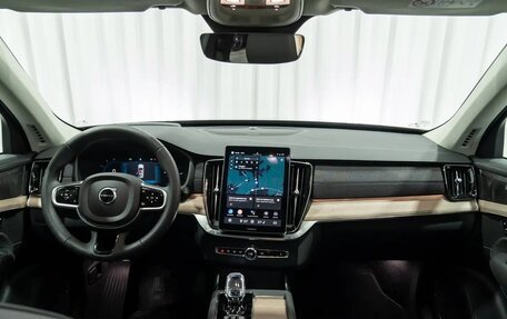 Volvo XC90 II рестайлинг, 2025 год, 14 235 000 рублей, 10 фотография
