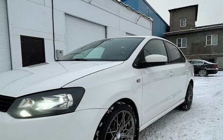 Volkswagen Polo VI (EU Market), 2013 год, 958 000 рублей, 9 фотография