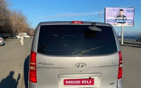 Hyundai H-1 II рестайлинг, 2013 год, 2 050 000 рублей, 3 фотография