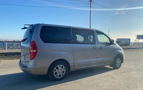 Hyundai H-1 II рестайлинг, 2013 год, 2 050 000 рублей, 25 фотография