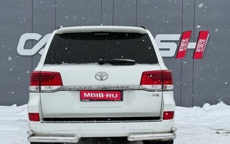 Toyota Land Cruiser 200, 2020 год, 7 599 000 рублей, 4 фотография