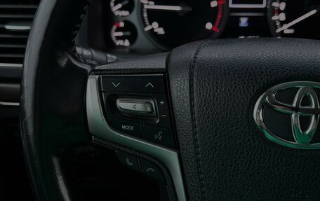 Toyota Land Cruiser 200, 2020 год, 7 599 000 рублей, 16 фотография