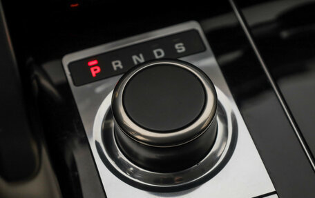 Land Rover Range Rover IV рестайлинг, 2016 год, 4 650 000 рублей, 21 фотография