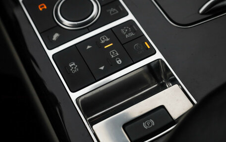 Land Rover Range Rover IV рестайлинг, 2016 год, 4 650 000 рублей, 23 фотография