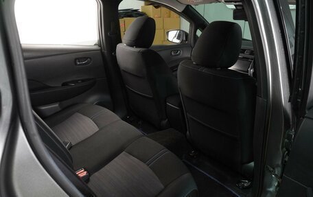 Nissan Leaf II, 2017 год, 1 800 000 рублей, 11 фотография