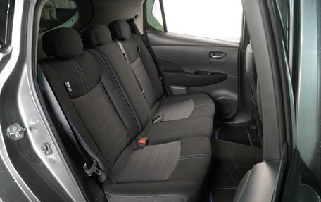 Nissan Leaf II, 2017 год, 1 800 000 рублей, 9 фотография