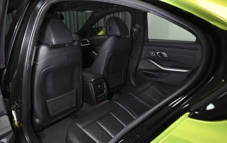 BMW 3 серия, 2019 год, 6 160 000 рублей, 14 фотография