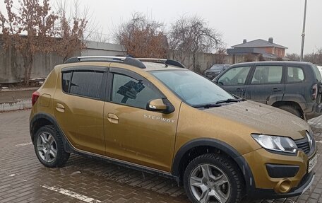 Renault Sandero II рестайлинг, 2018 год, 870 000 рублей, 2 фотография