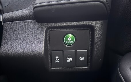 Honda Vezel, 2014 год, 1 460 000 рублей, 8 фотография