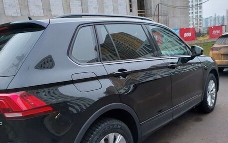 Volkswagen Tiguan II, 2019 год, 2 750 000 рублей, 3 фотография