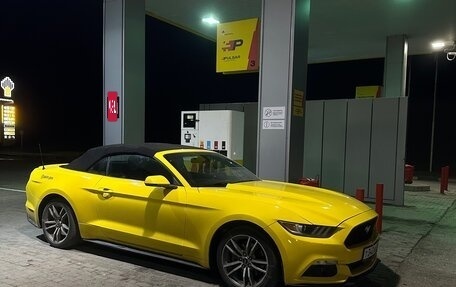Ford Mustang VI рестайлинг, 2016 год, 2 900 000 рублей, 2 фотография