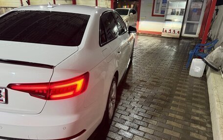 Audi A4, 2019 год, 2 910 000 рублей, 4 фотография