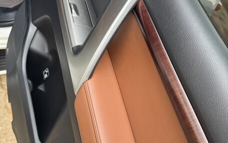 Toyota Land Cruiser 200, 2014 год, 4 270 000 рублей, 9 фотография