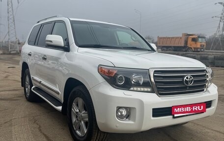 Toyota Land Cruiser 200, 2014 год, 4 270 000 рублей, 3 фотография