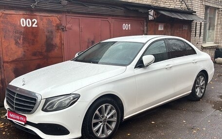 Mercedes-Benz E-Класс, 2020 год, 2 750 000 рублей, 1 фотография