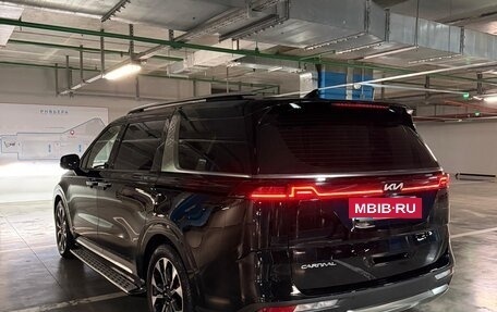 KIA Carnival, 2023 год, 4 600 000 рублей, 7 фотография