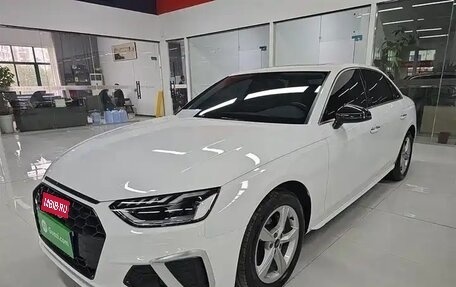 Audi A4, 2022 год, 2 680 000 рублей, 1 фотография