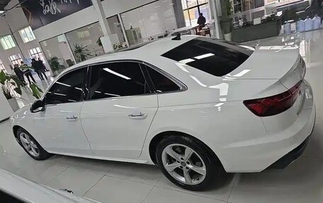 Audi A4, 2022 год, 2 680 000 рублей, 4 фотография