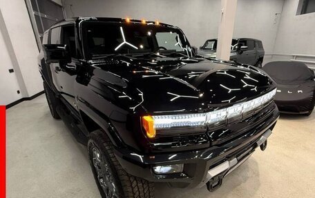 GMC Hummer EV, 2024 год, 18 900 000 рублей, 7 фотография