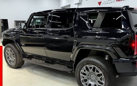 GMC Hummer EV, 2024 год, 18 900 000 рублей, 3 фотография