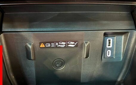 GMC Hummer EV, 2024 год, 18 900 000 рублей, 16 фотография