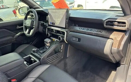 Toyota Tacoma, 2025 год, 7 457 000 рублей, 4 фотография