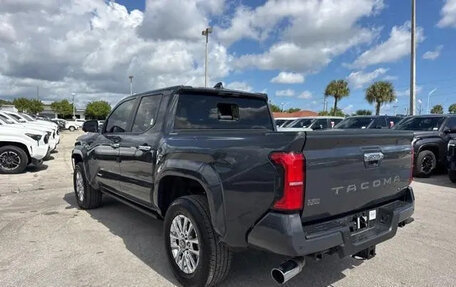 Toyota Tacoma, 2025 год, 7 457 000 рублей, 14 фотография