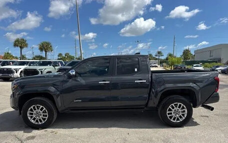 Toyota Tacoma, 2025 год, 7 457 000 рублей, 10 фотография