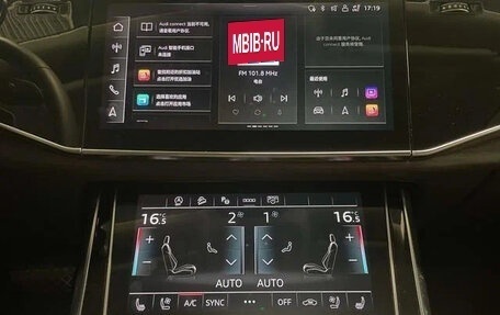 Audi Q7, 2023 год, 8 900 000 рублей, 10 фотография