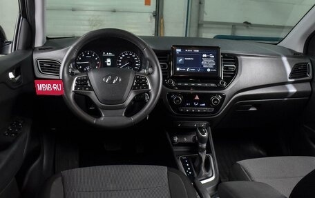 Hyundai Solaris II рестайлинг, 2021 год, 1 665 000 рублей, 6 фотография