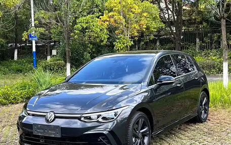 Volkswagen Golf VIII, 2022 год, 1 793 555 рублей, 1 фотография