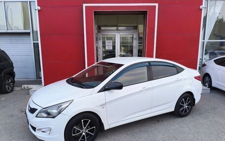 Hyundai Solaris II рестайлинг, 2016 год, 1 130 000 рублей, 2 фотография