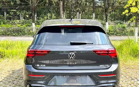 Volkswagen Golf VIII, 2022 год, 1 793 555 рублей, 6 фотография