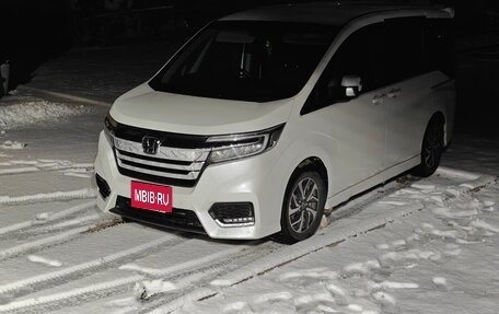 Honda Stepwgn IV, 2019 год, 2 500 000 рублей, 1 фотография