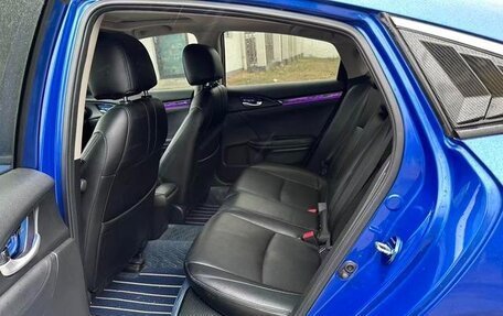 Honda Civic, 2021 год, 1 730 000 рублей, 10 фотография