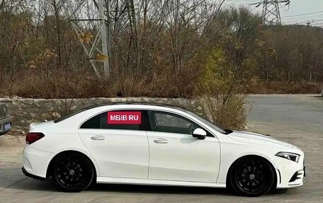 Mercedes-Benz A-Класс, 2022 год, 1 641 555 рублей, 5 фотография