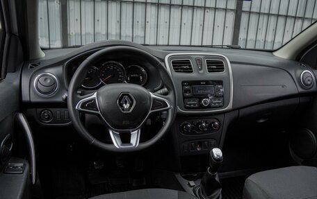 Renault Logan II, 2021 год, 920 000 рублей, 6 фотография