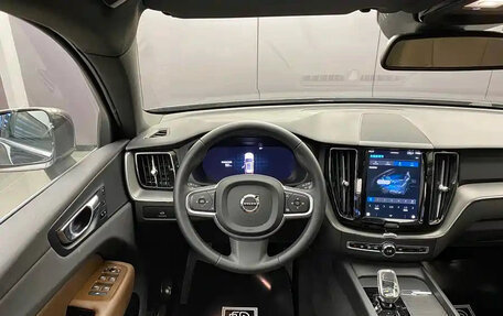 Volvo XC60 II, 2024 год, 4 370 027 рублей, 11 фотография
