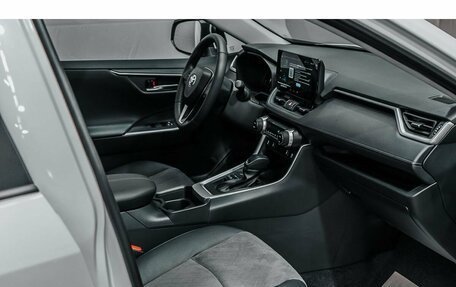 Toyota RAV4, 2025 год, 4 060 000 рублей, 16 фотография