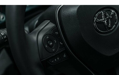 Toyota RAV4, 2025 год, 4 060 000 рублей, 25 фотография