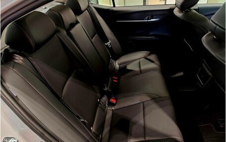 Toyota Camry, 2025 год, 4 900 000 рублей, 11 фотография