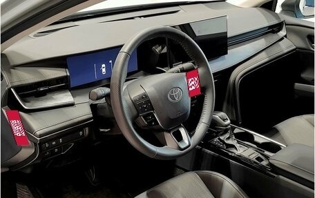 Toyota Camry, 2025 год, 4 900 000 рублей, 17 фотография