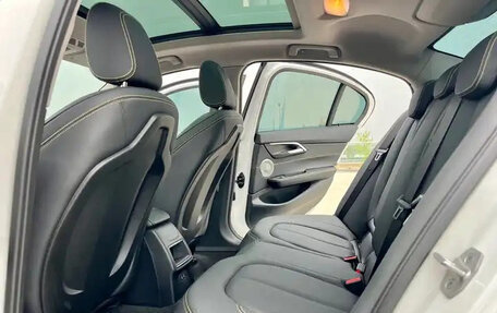 BMW 1 серия, 2022 год, 1 680 555 рублей, 15 фотография