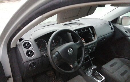 Volkswagen Tiguan I, 2009 год, 550 000 рублей, 13 фотография