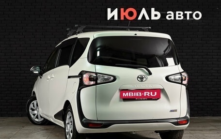 Toyota Sienta II, 2017 год, 1 490 000 рублей, 8 фотография
