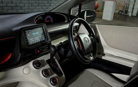 Toyota Sienta II, 2017 год, 1 490 000 рублей, 17 фотография